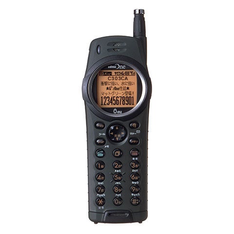 au G’zOne C303CA 携帯電話 本体 au「G'zOne」が蘇る！タフネスケータイ復活の舞台裏とデザインへの