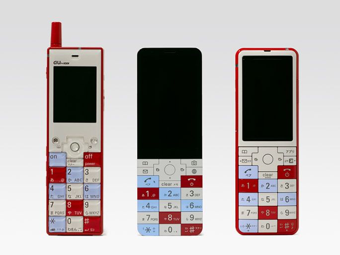 INFOBAR XV 15周年記念モデル 美品 元箱付 INFOBAR 15周年モデル『INFOBAR xv』誕生！ 担当者に復活の裏側を聞い