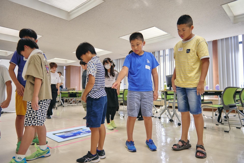 歩幅で距離を測る
